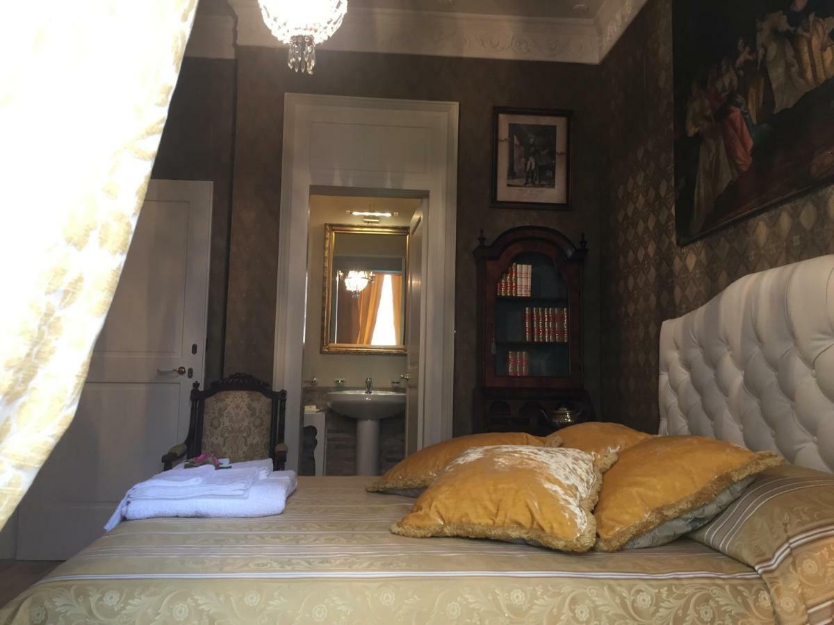 Bed and Breakfast Palazzo Laguardia Fasano Exterior foto